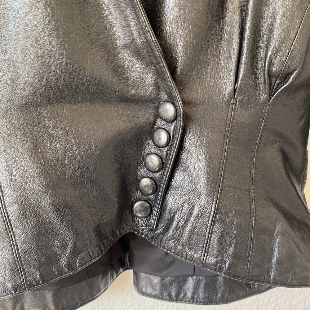 Vintage 1980s Wilson’s Leather cropped leather jacket - Picture 6 of 12